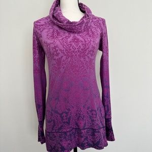 Athlete XS Lightweight Tunic Top